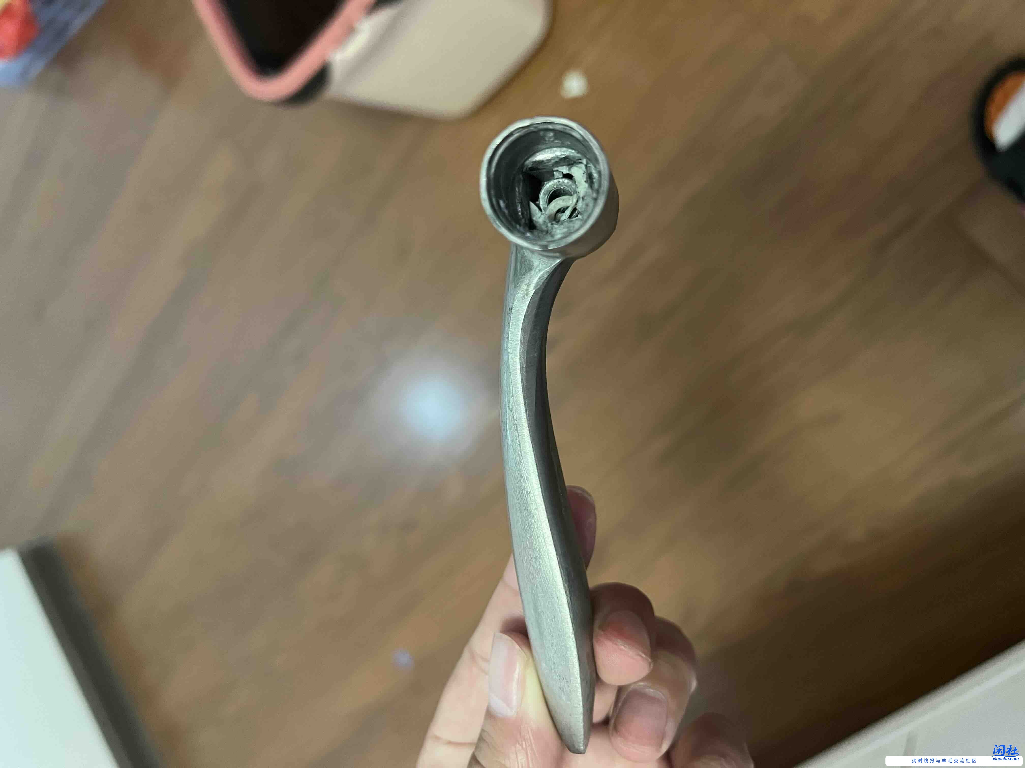 门把手掉了用什么胶水粘好些！！！！