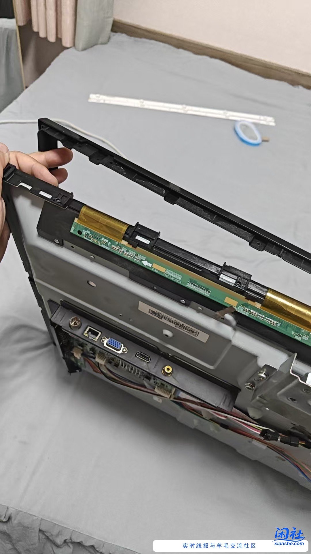 闲来无事，下班吃了饭就修了电视。