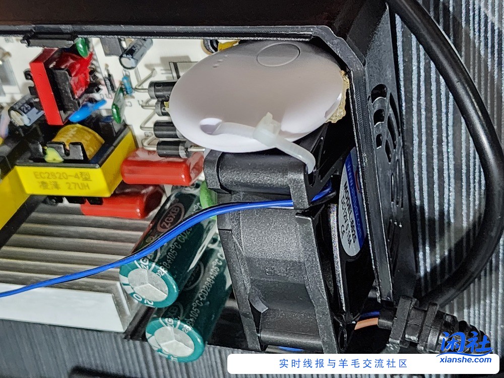 想给老人的电动车上装个定位器，不知道怎样选