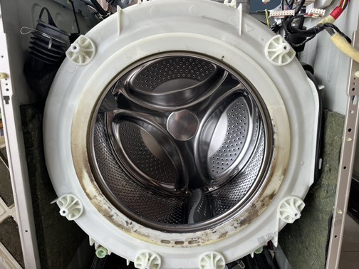 滚动洗衣机有必要拆开清洗吗